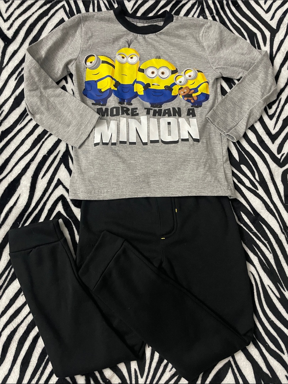 Minions Grey & Black Kids Pajama Set (S)